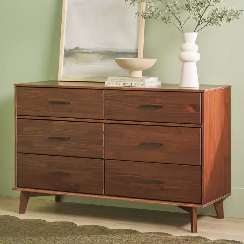 Cómoda moderna de madera maciza con 6 cajones y tiradores metálicos