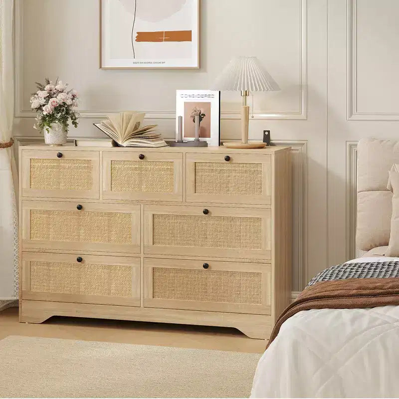 Kommode aus Holz mit 7 Schubladen fürs Schlafzimmer, moderne Kommode im Landhausstil für Kleiderschrank, Wohnzimmer, Eingangsbereich und Flur