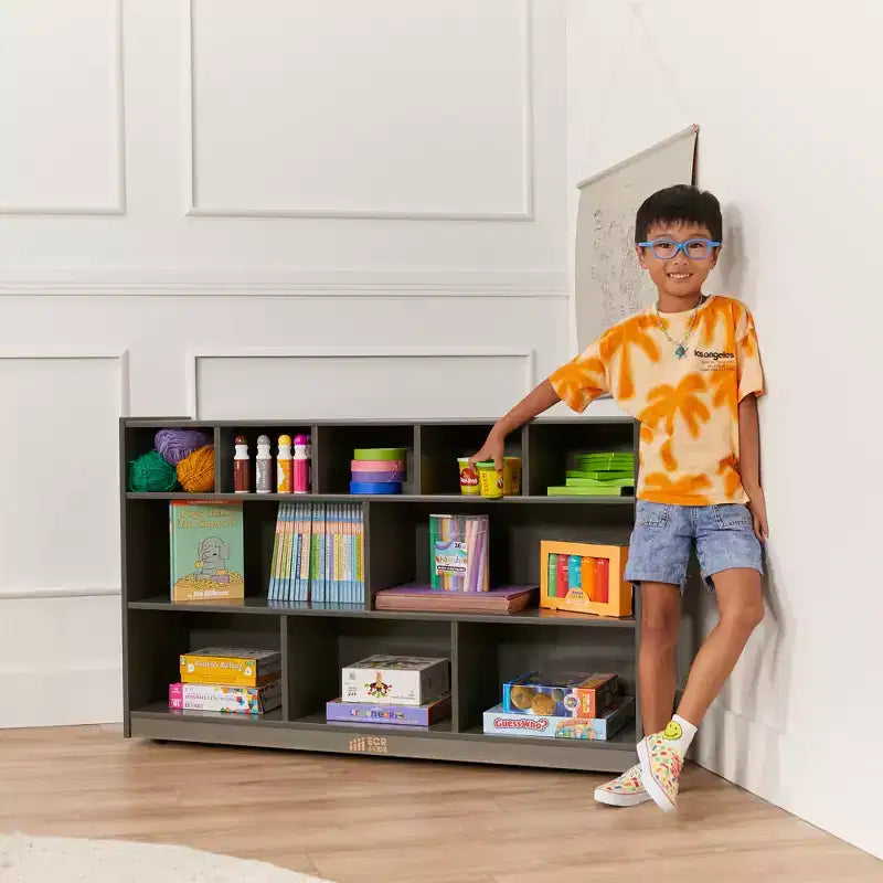Meuble mobile à casiers et de rangement avec 5 bacs à façade inclinée, mobilier pour enfants