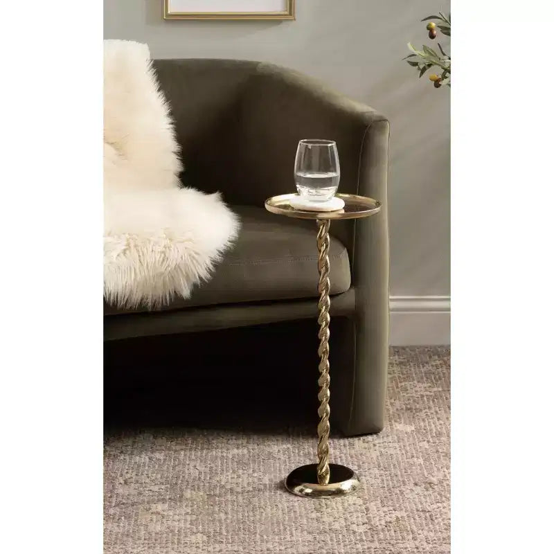 Mesa con pedestal metálico y soporte para plantas