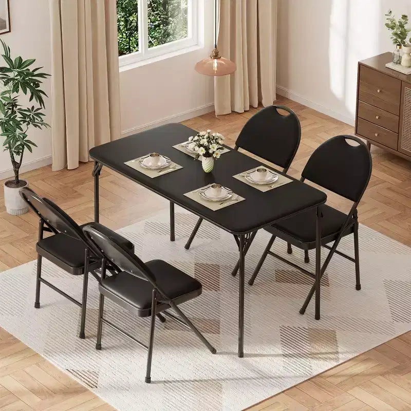 Rechteckiger Klapptisch, Kartenspieltisch mit rutschfesten Fußkappen, Metallbeinen und Tischplatte aus gepolstertem PU-Leder, tragbarer Klapptisch