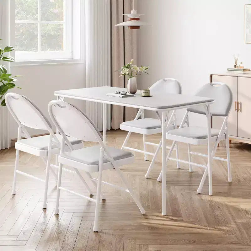 Rechteckiger Klapptisch, Kartenspieltisch mit rutschfesten Fußkappen, Metallbeinen und Tischplatte aus gepolstertem PU-Leder, tragbarer Klapptisch
