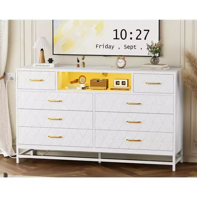 Moderne Kommode aus Holz mit 8 Schubladen fürs Schlafzimmer, 55 Zoll breit, TV-Ständer aus Holz mit LED-Beleuchtung und Steckdose, für Wohnzimmer und Flur