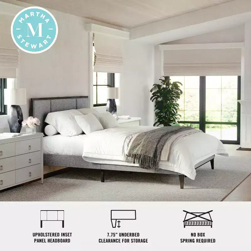 Cama de plataforma de madera maciza con base tapizada y cabecero con paneles empotrados, base de listones de madera, no necesita somier