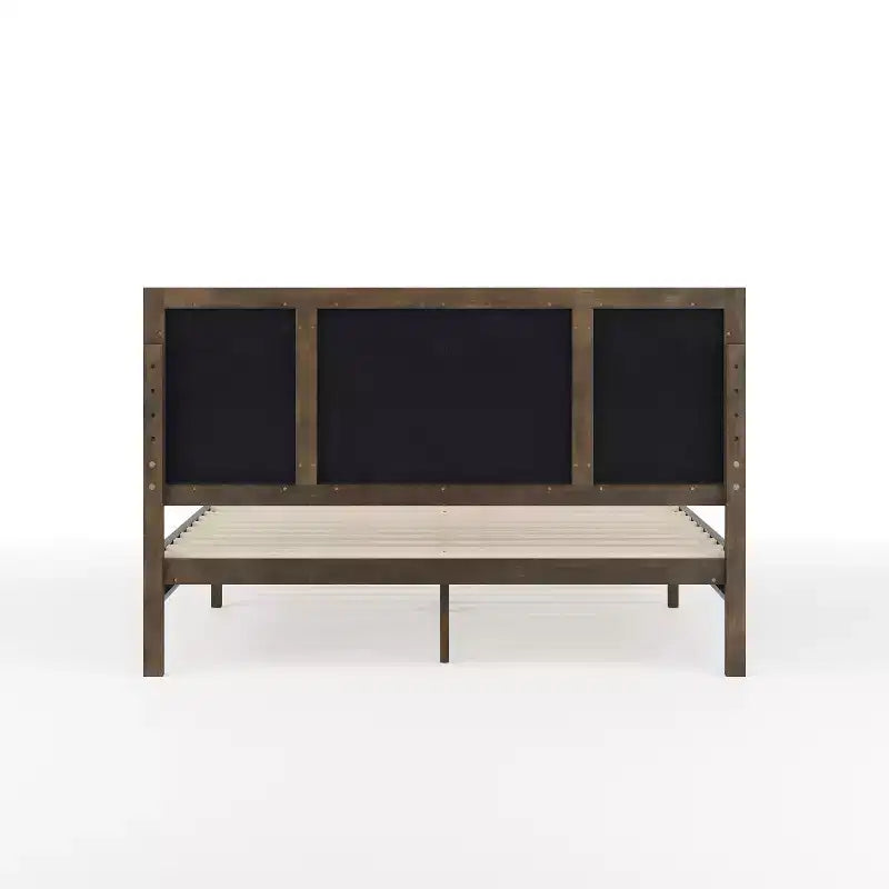 Cama de plataforma de madera maciza con base tapizada y cabecero con paneles empotrados, base de listones de madera, no necesita somier
