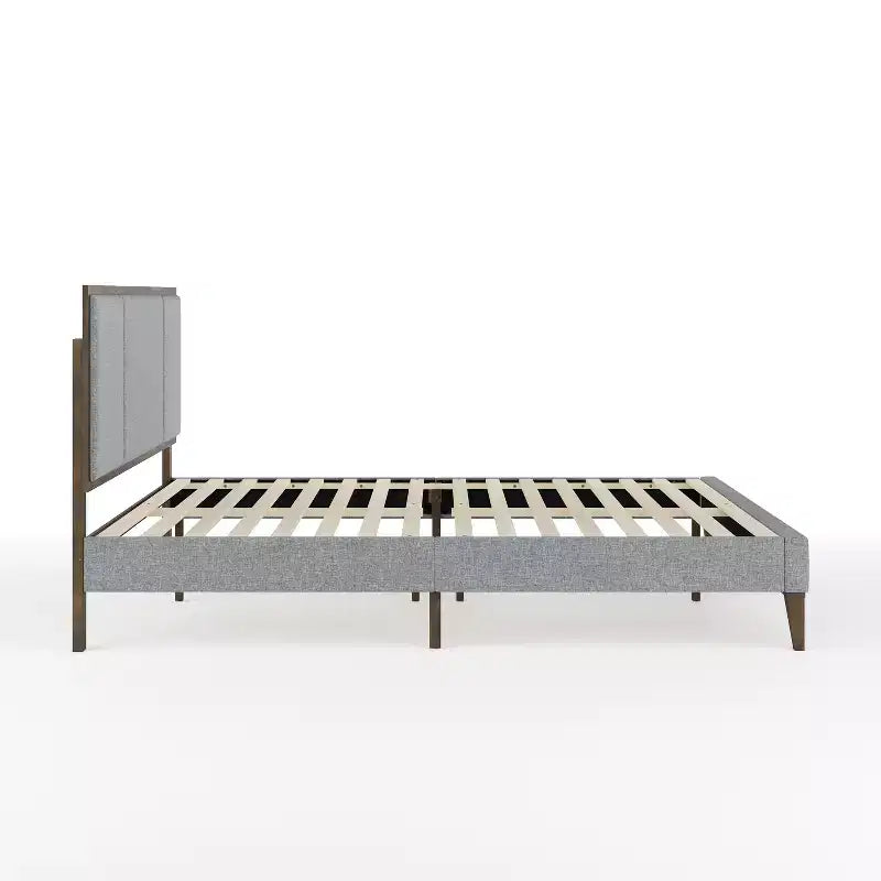 Cama de plataforma de madera maciza con base tapizada y cabecero con paneles empotrados, base de listones de madera, no necesita somier
