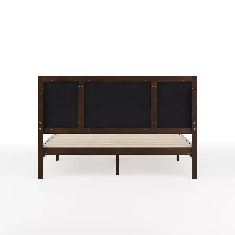 Cama de plataforma de madera maciza con base tapizada y cabecero con paneles empotrados, base de listones de madera, no necesita somier