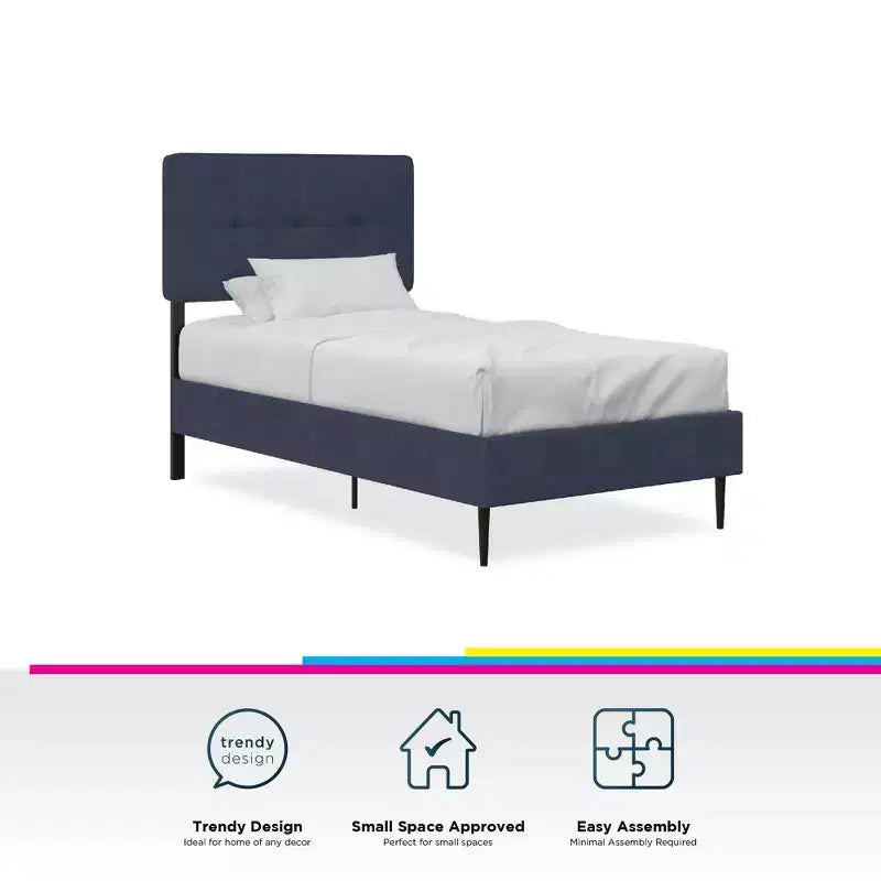 Gepolstertes Bett mit höhenverstellbarem Kopfteil