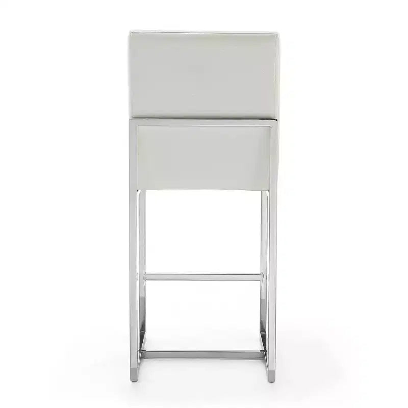 Barhocker aus Edelstahl in Tresenhöhe